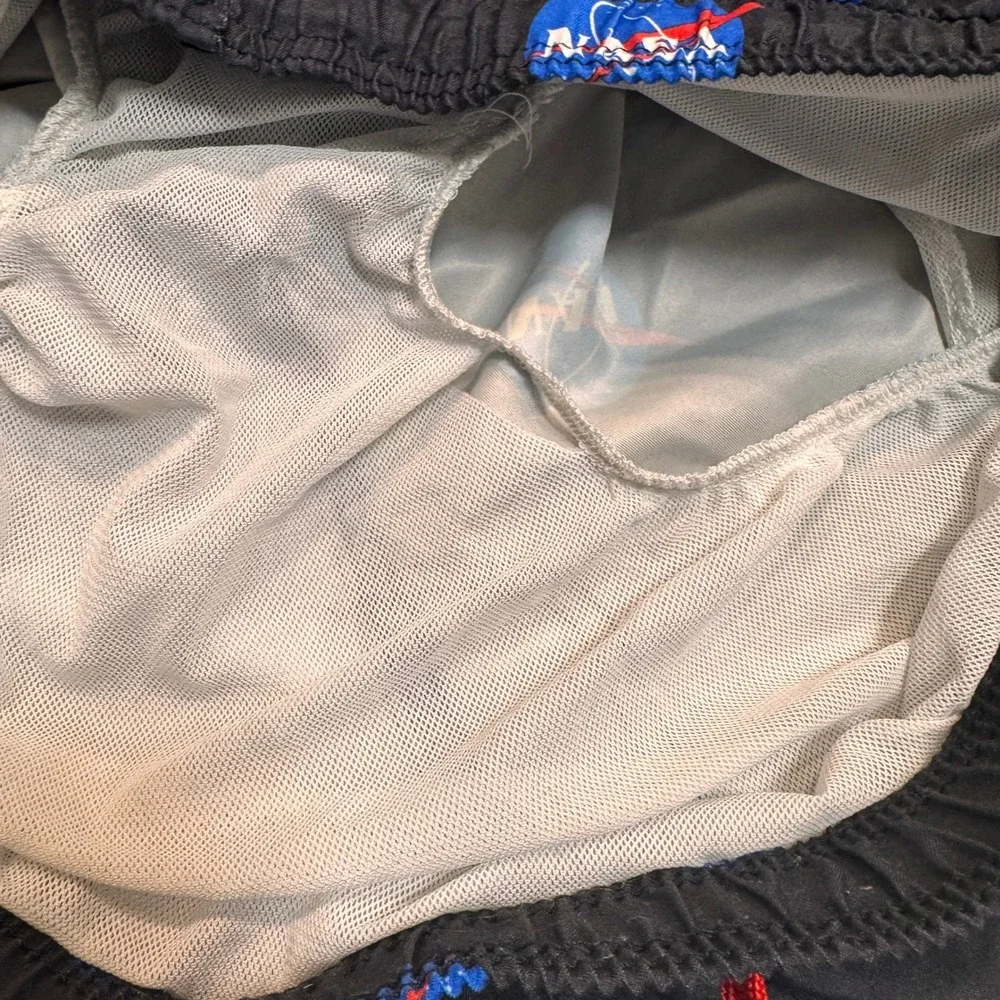 Chemistry NASA Swim Trunks All Over Print Drawstring Shorts Mens Size Medium‎